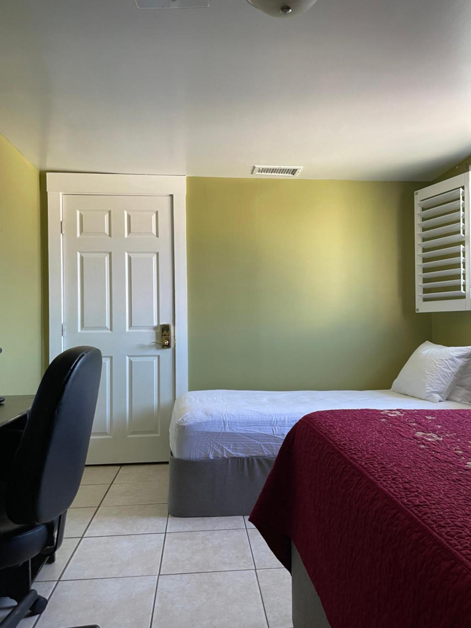 Spacious Private Los Angeles Bedroom With Ac & Wifi & Private Fridge Near Usc The Coliseum Exposition Park Bmo Stadium University Of Southern California Eksteriør billede